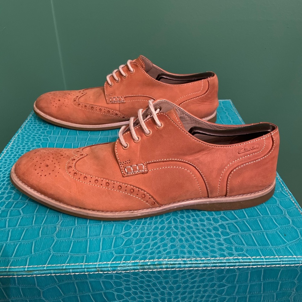 Clark’s Oxfords England